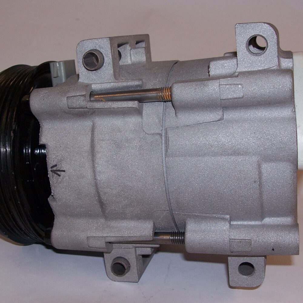 Compresor de Aire Acondicionado  FS10 (Escort, Cougar, Mondeo)