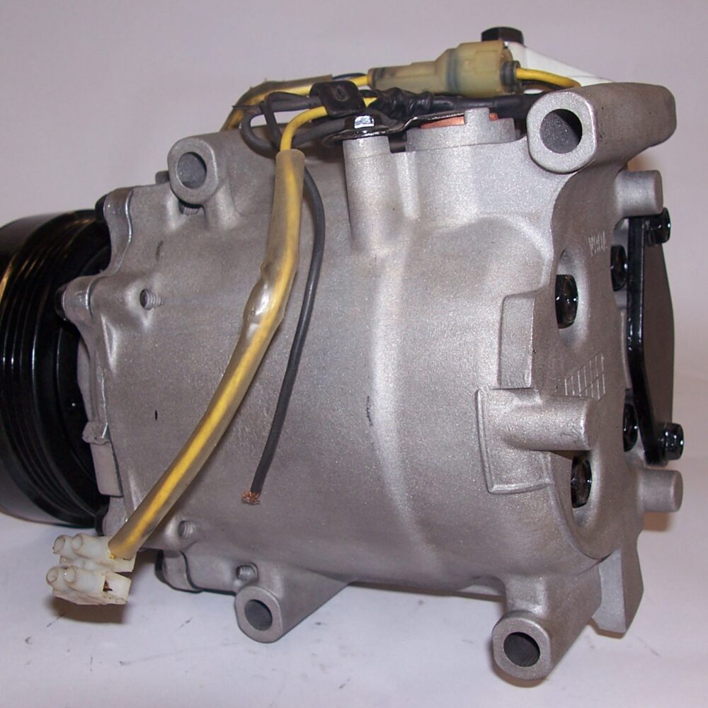 Compresor De Aire Acondicionado TRV090 (Fiesta)