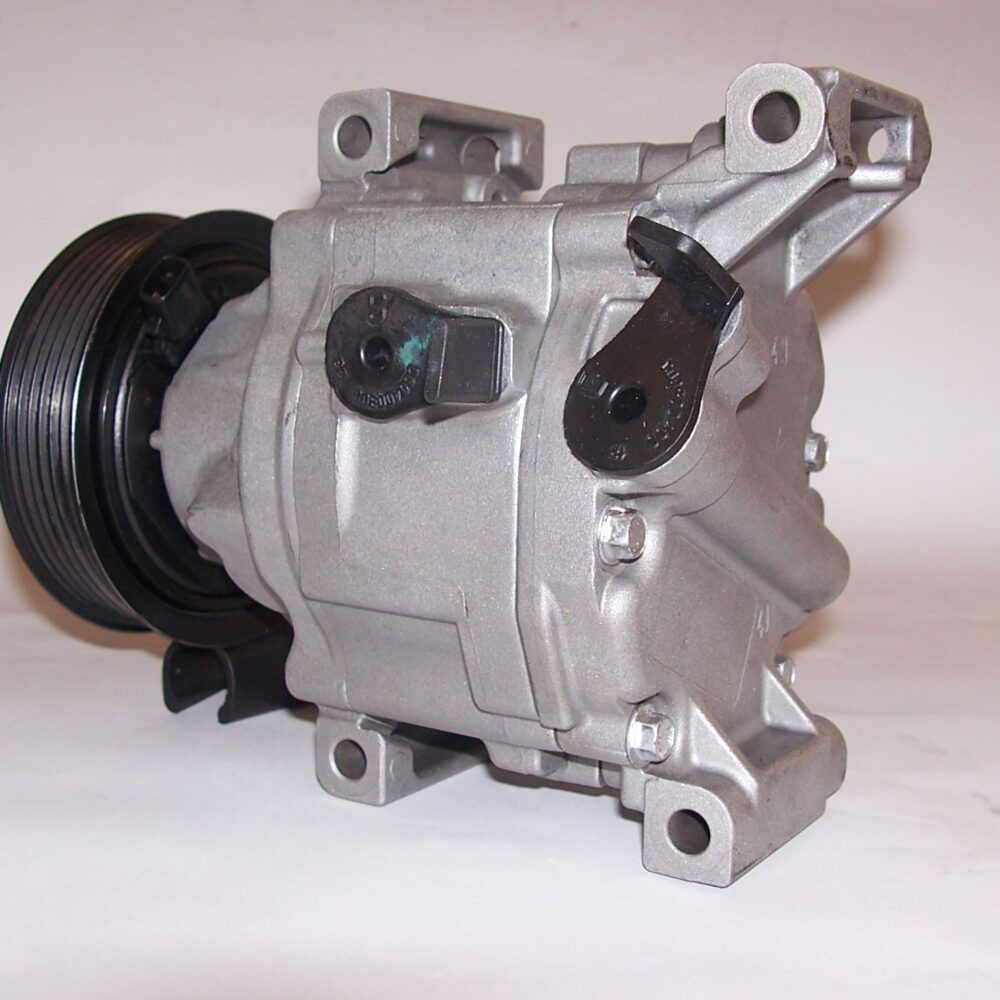 Compresor De Aire Acondicionado Denso SCSC06 (Barchetta, Cinquecento, Doblò, Idea, Nuevo Panda, Palio,  Punto, Nuevo Punto, Nuevo Stilo, Musa, Ypsilon)